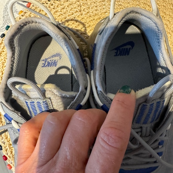 React Live Light Smoke Grey
Hyper Royal-CV1772-004 - Picture 7 of 13